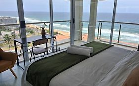 511 Umdloti Resort 1 Bed Beachfront Apartment Self Catering Great Sea View